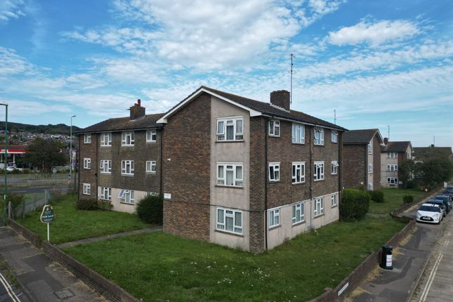 Thumbnail Flat for sale in Boundstone Close, Lancing