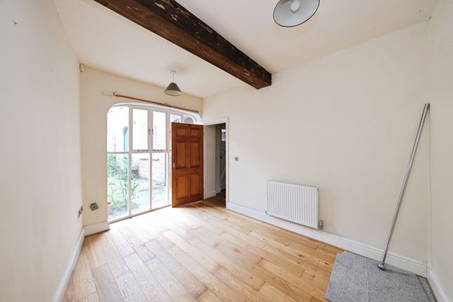 2, Bridgegate Place, Retford photo 4