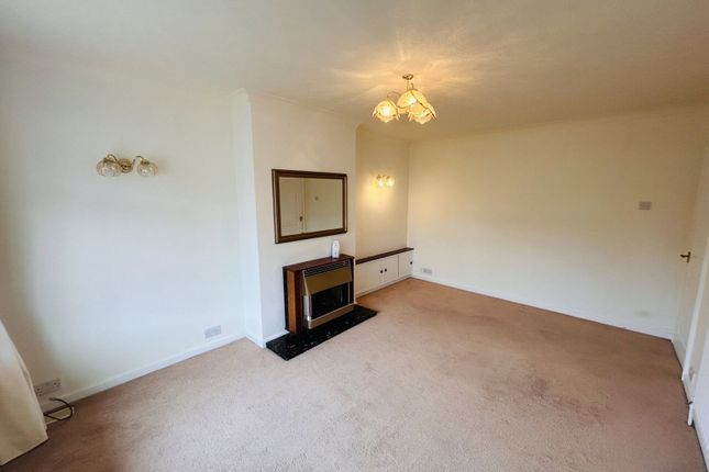 1, Sycamore Close, Stourbridge photo 3