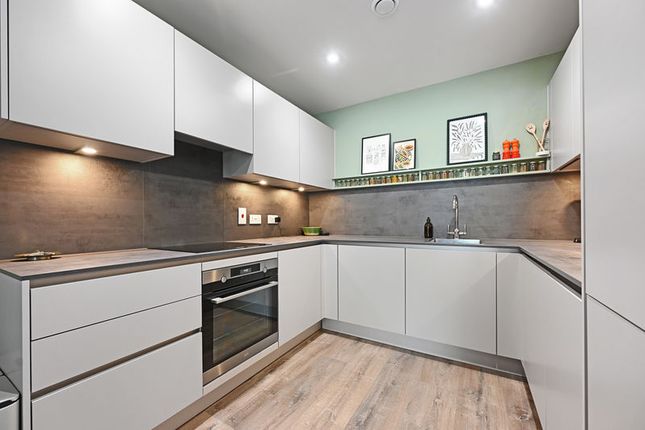 13 Penrose Apartments, Hargrave Drive, Harrow photo 2