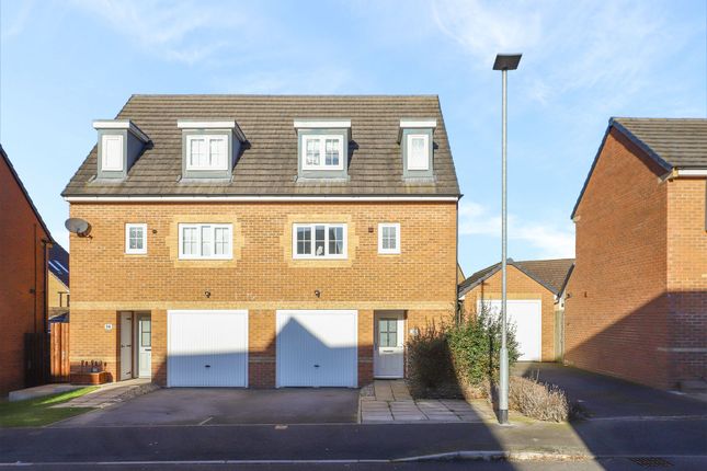 Town house for sale in Moorhouse Drive, Thurcroft