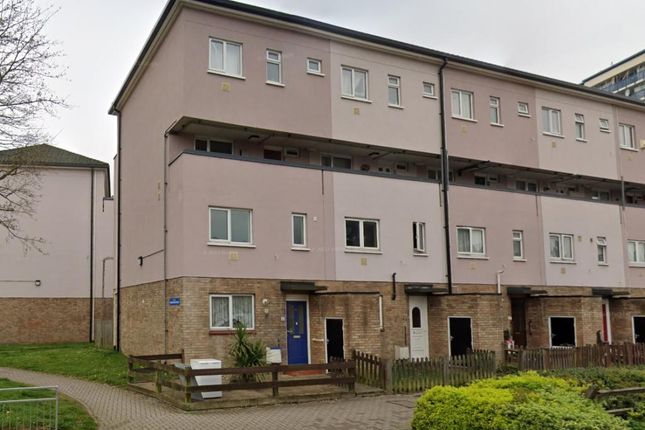 Flat for sale in Sherborne Road, Enfield