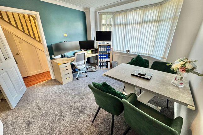 4 Brookdale Road, Nuneaton photo 4