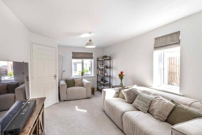 15, Forterra Way, Doncaster photo 2