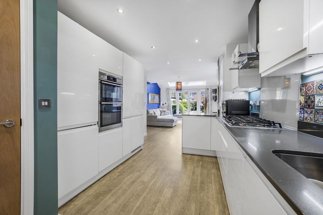 2, Bracken Close, Wigan photo 4