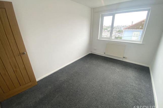 15 Harbour View Close, Brixham photo 4