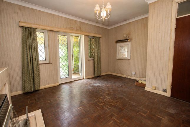 Flat 3, Greensleeves Manor, Grove Road, Sutton photo 4