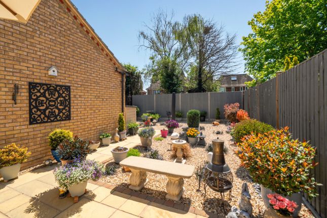 41, Falcon Way, Sleaford photo 4