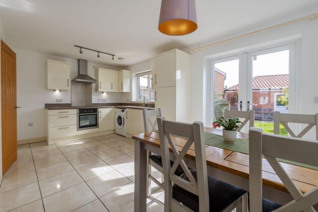 16, Hutton Way, Faldingworth, Market Rasen photo 2