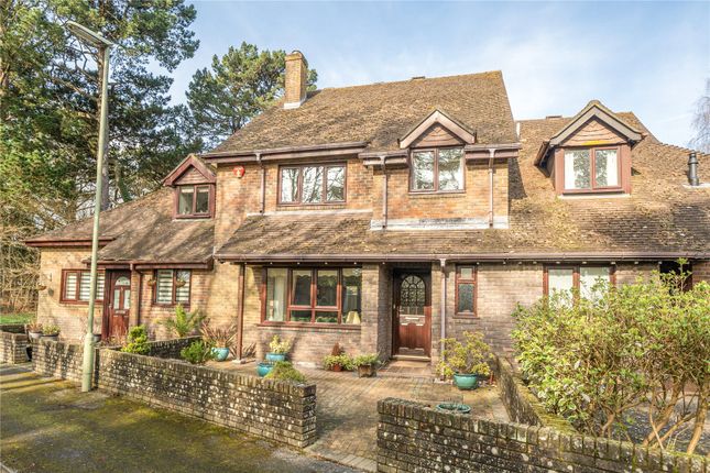 4-bed house on 2, Woodley Gardens, Hampshire, £550,000