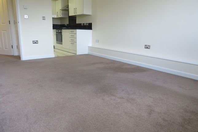 Flat to rent in Station Approach, Farningham Road, Crowborough