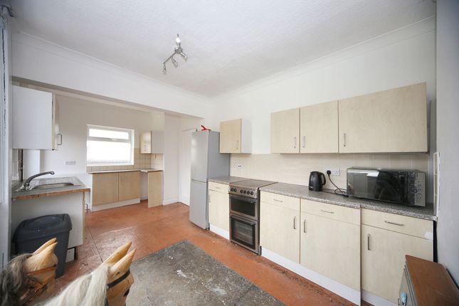 13 Queensway, Wigan photo 4