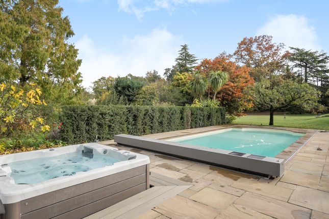 Little Bridley, Berry Lane, Guildford photo 3
