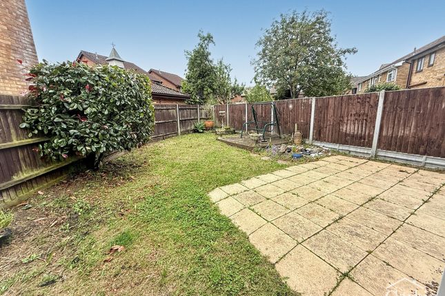 Mcwilliam Close, Poole photo 3