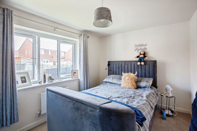 9, Dove Lane, Doncaster photo 4