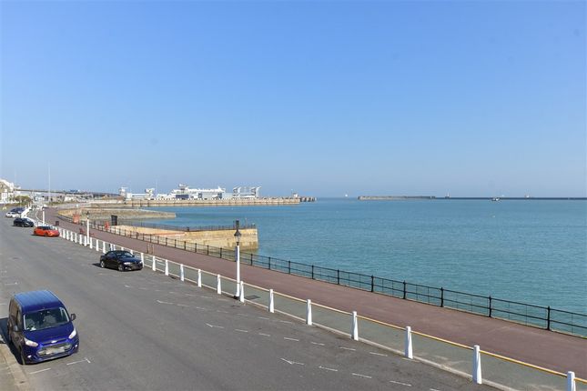 2-bed flat on The Gateway, Dover, £110,000