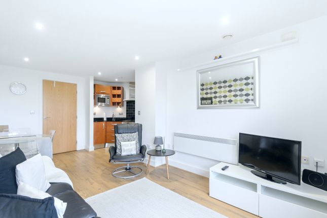 144 Magellan house, Armouries Way, Leeds photo 4