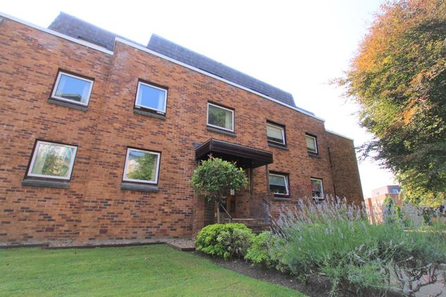 Thumbnail Flat to rent in Camphill Avenue, Shawlands, Glasgow