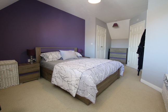 Town house for sale in Jovian Way, Ipswich, Suffolk