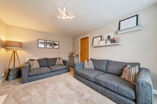 6, Hauser Close, Sleaford photo 4