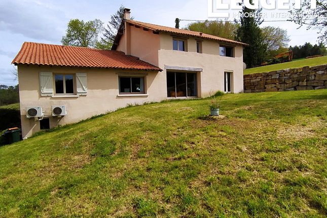 Thumbnail Villa for sale in Saint-Germain-Du-Salembre, Dordogne, Nouvelle-Aquitaine
