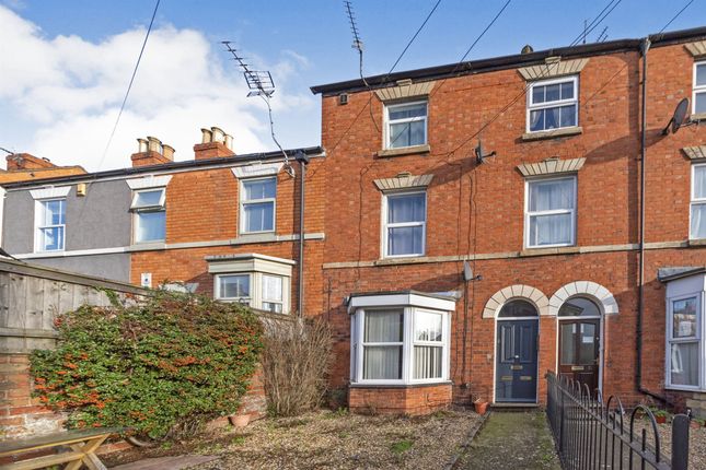 Thumbnail Terraced house for sale in Albion Place, Grantham