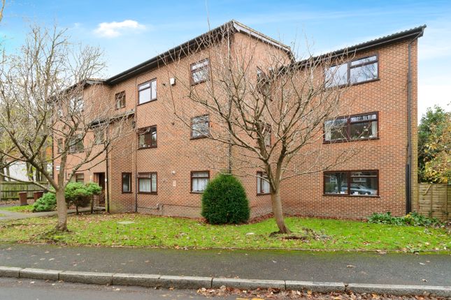 Flat 11 Nicholass Court, 1, Dale Road, Surrey photo 4