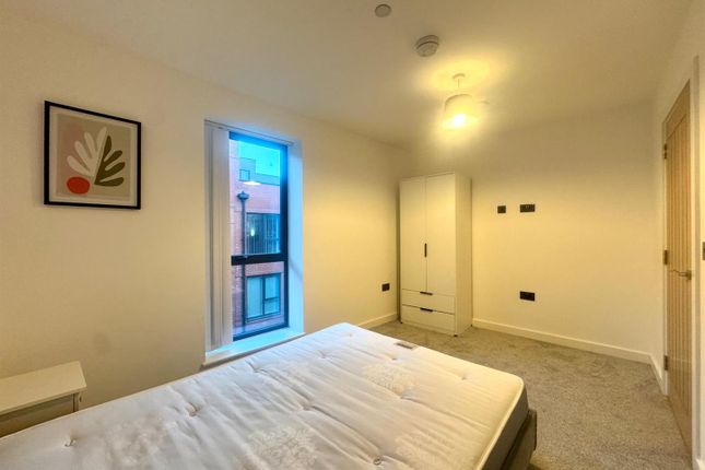 4 Camden Drive, Birmingham photo 4
