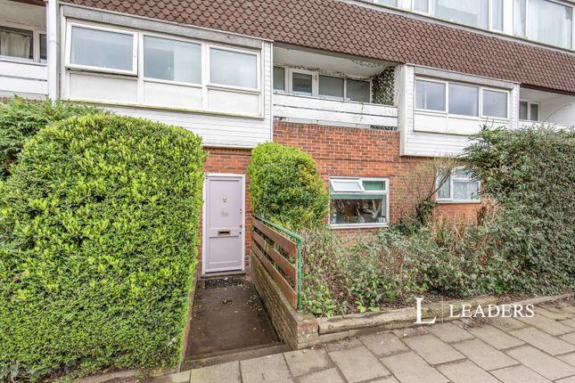 2-bed house on Queen Street, Hertfordshire, £1,350/mo