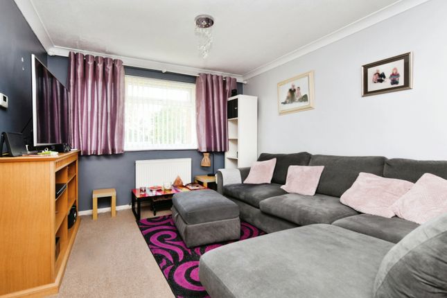 Thumbnail Terraced house for sale in Holly Walk, Witham, Essex
