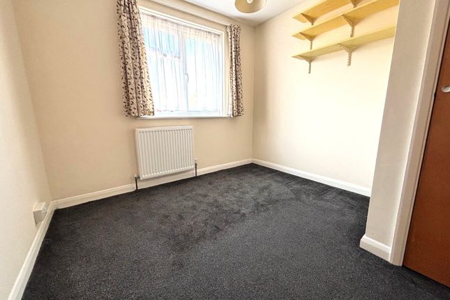 25, Brockenhurst Close, Canterbury photo 5