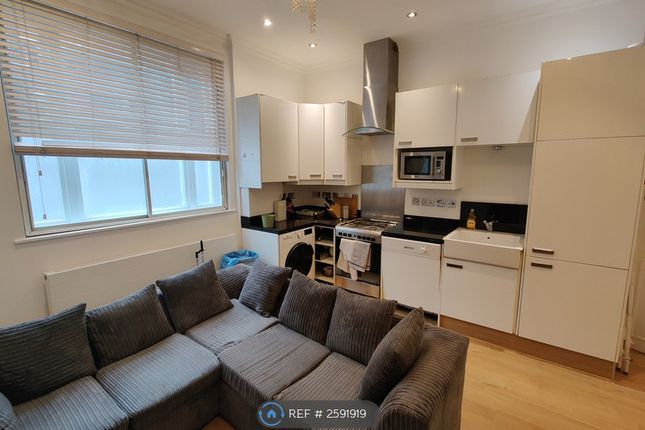 Lounge And Kitchen