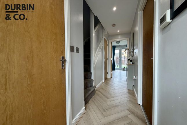 42 Tir Founder Fields, Aberdare photo 3