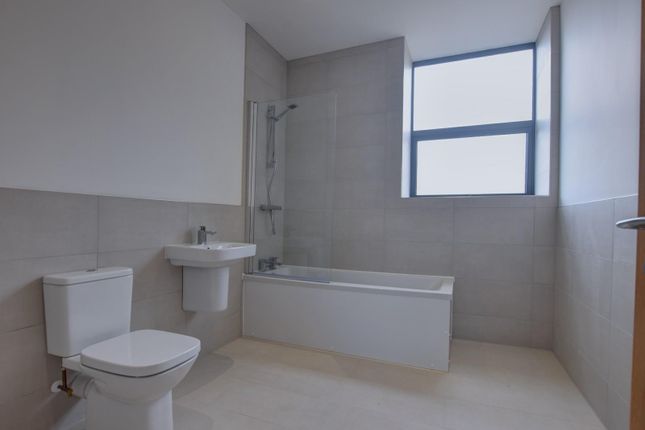 Thumbnail Flat for sale in Apartment 19 Linden House, Linden Road, Colne