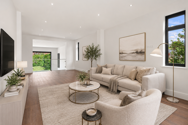 46, Rayleigh Road, Brentwood photo 4