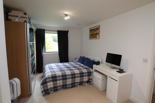 Property to rent in Rollason Way, Brentwood