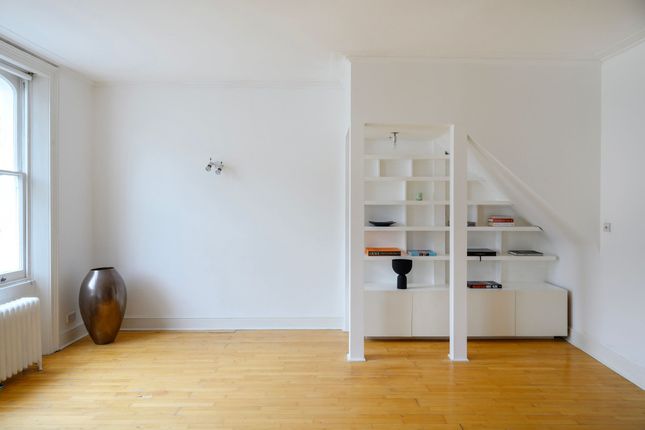 Flat 3, 30 Arundel Gardens, London photo 4