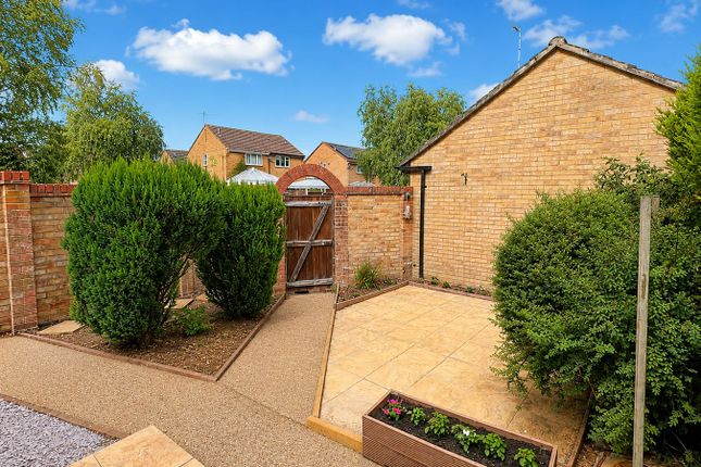 24, Gazelle Court, Colchester photo 2