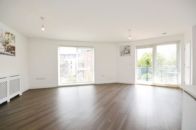 Flat 12, Daisy Court, Jackdaw Close, Romford photo 2