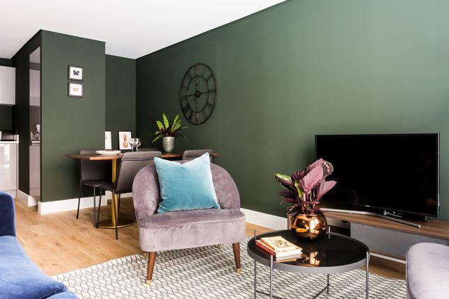 2-bed flat on Apartment 4, 16, Northdown Street, London, £3,300/mo
