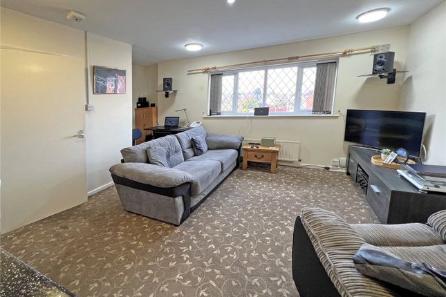 7 Hordley Court,, Hordley Road, Telford photo 3