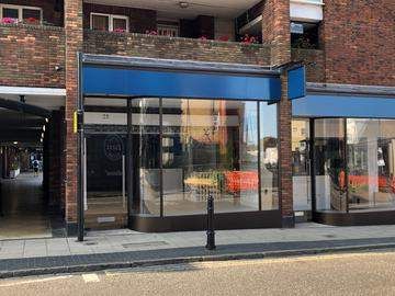 Thumbnail Retail premises to let in High Street, St. Albans