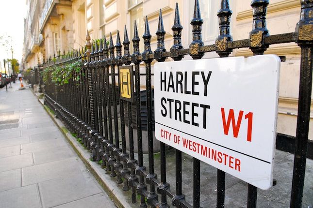 Thumbnail Commercial property to let in Harley Street, London