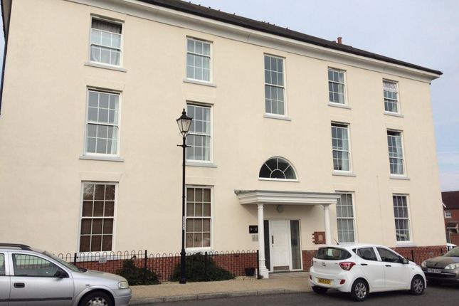 Flat to rent in Cobham Road, Blandford Forum