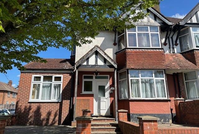 Thumbnail Property for sale in Daws Lane, Mill Hill, London