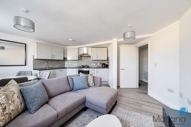 Flat 17, Chatfield House, Marsh Street, Bristol photo 2