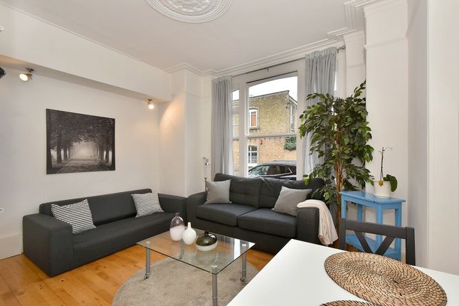 Thumbnail Flat to rent in Buer Road, Fulham