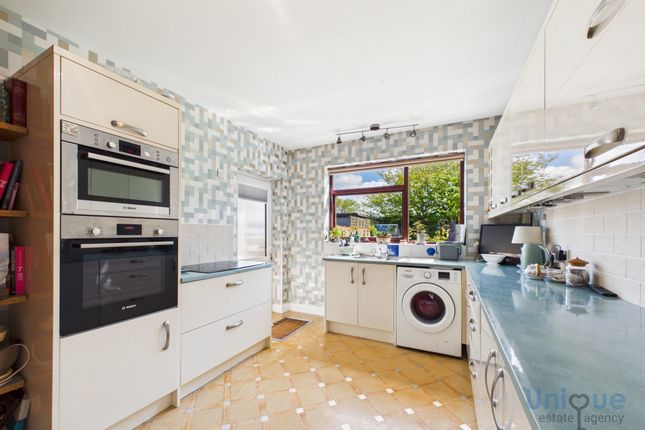 32, Princes Way, Fleetwood photo 3