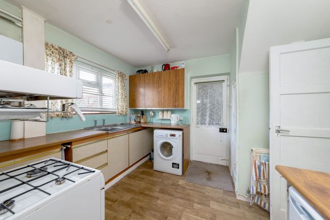27, Gainsborough Green, Abingdon photo 2