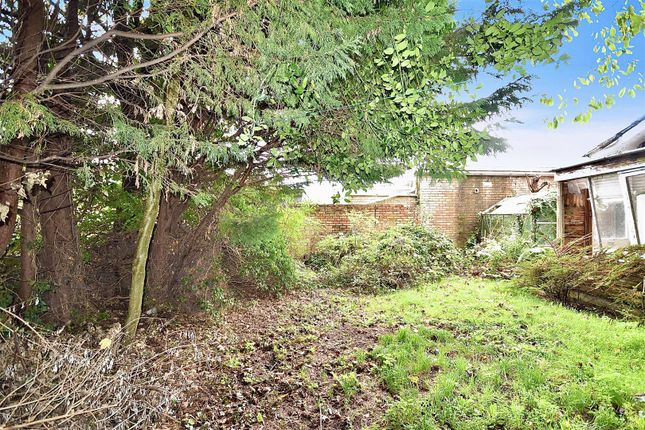 Detached bungalow for sale in Barnabas Road, Linslade